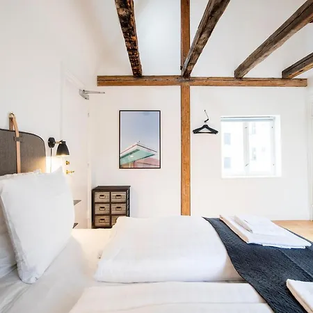 Apartment Town Hall Penthouse By Daniel&jacob's