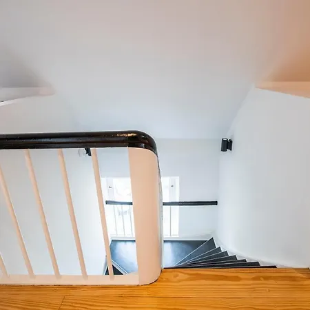 Town Hall Penthouse By Daniel&jacob's *