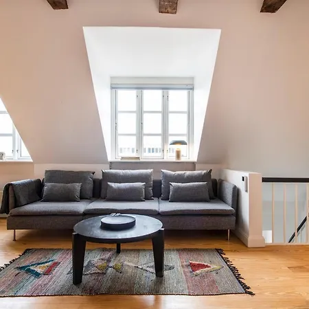 Apartment Town Hall Penthouse By Daniel&jacob's