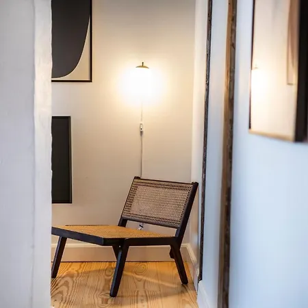 Town Hall Penthouse By Daniel&jacob's *