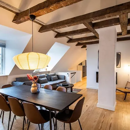 Town Hall Penthouse By Daniel&jacob's Apartment *