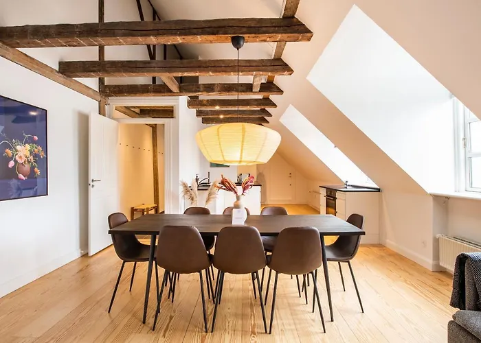 아파트 Town Hall Penthouse By Daniel&jacob's