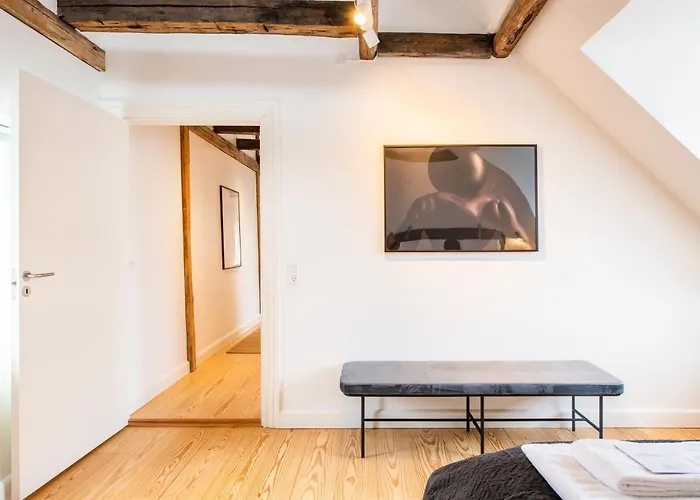 Apartment Town Hall Penthouse By Daniel&jacob's *