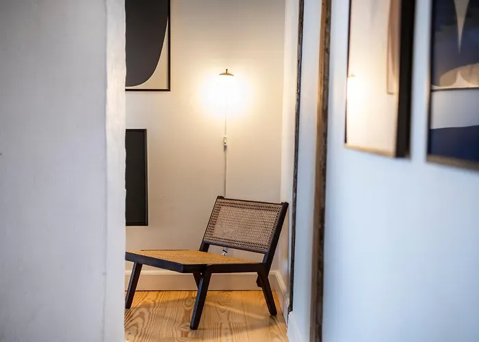 Town Hall Penthouse By Daniel&jacob's *