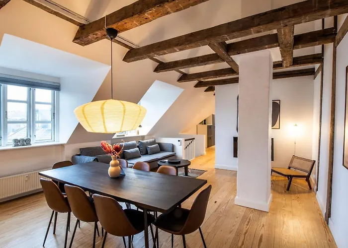 Town Hall Penthouse By Daniel&jacob's Apartment *
